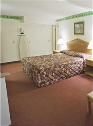Americas Best Value Inn - Manchester Bilik gambar